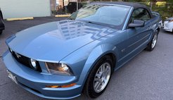 2005 Ford Mustang GT Deluxe for Sale