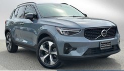 2023 Volvo XC40 B5 Plus Dark Theme for Sale