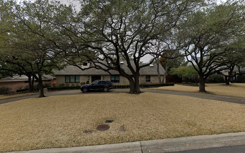 1024 Properties