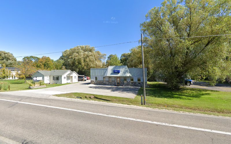 Moquin Construction Company / Window World of NW Michigan