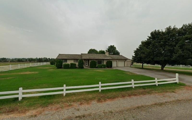 Z. Deloera Roofing LLC