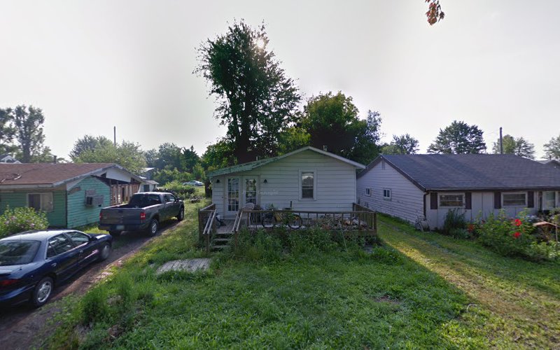 Ground Pounders Landscape & Stump Removal