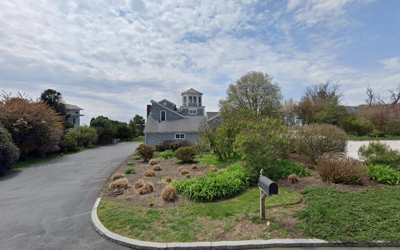 Lighthouse Point Builders LLC