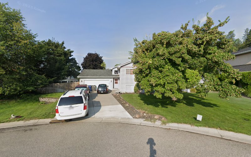 Fine Homes LLC