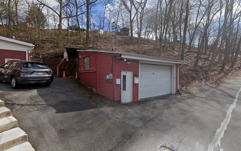 Guyaux B Jr Roofing Contractor