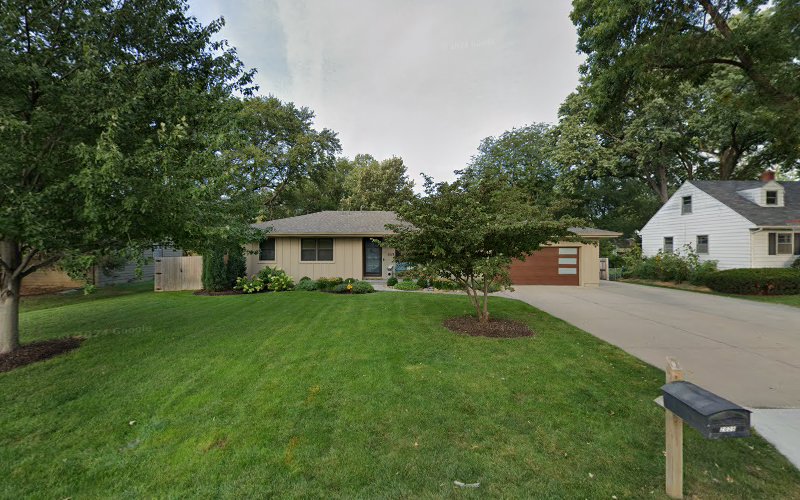 McDaniel & Wallquist Construction, LLC