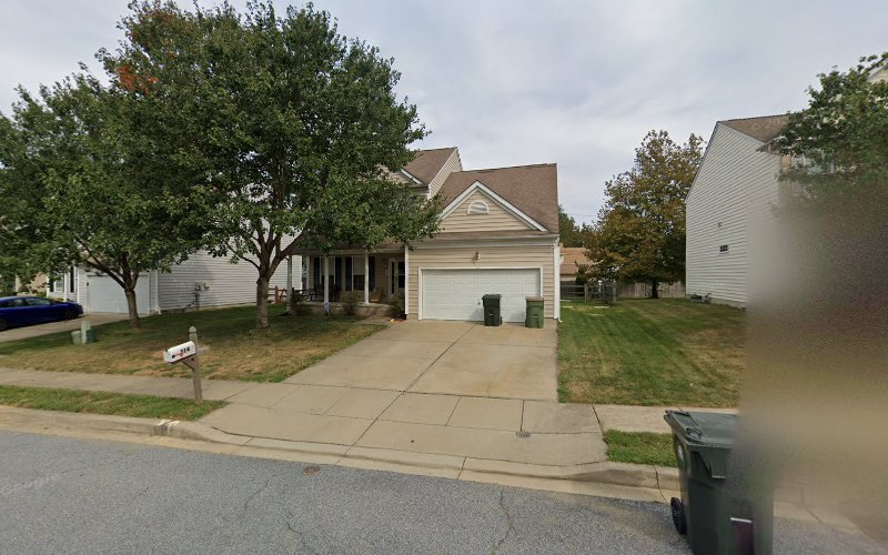 Homes R Us LLC