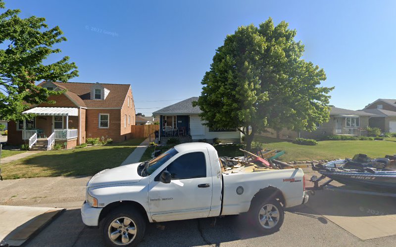 ARK Roofing & Construction LLC