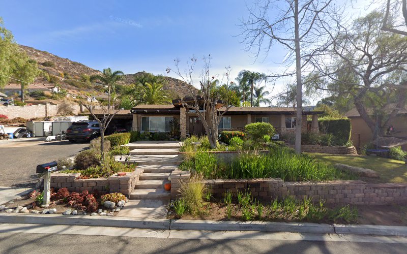San Diego Pressure Washing and Window Cleaning