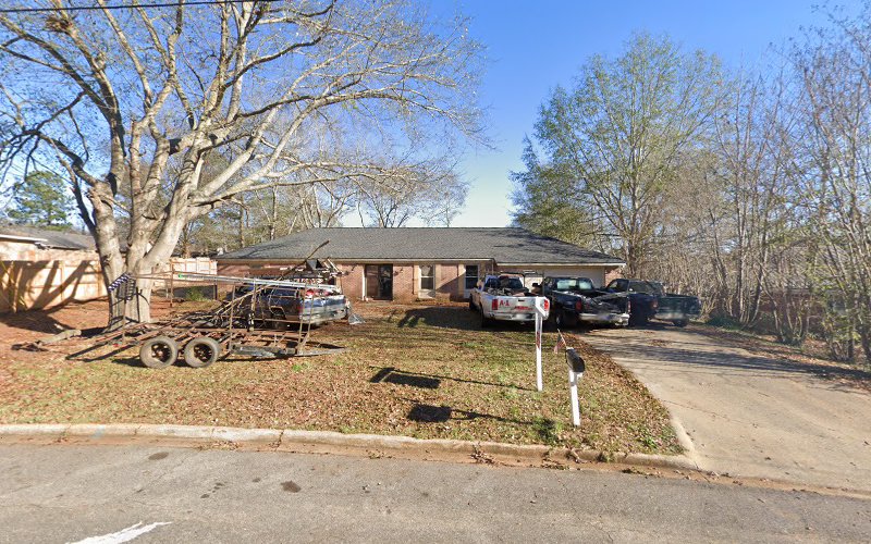 A-1 Roofing And Construction