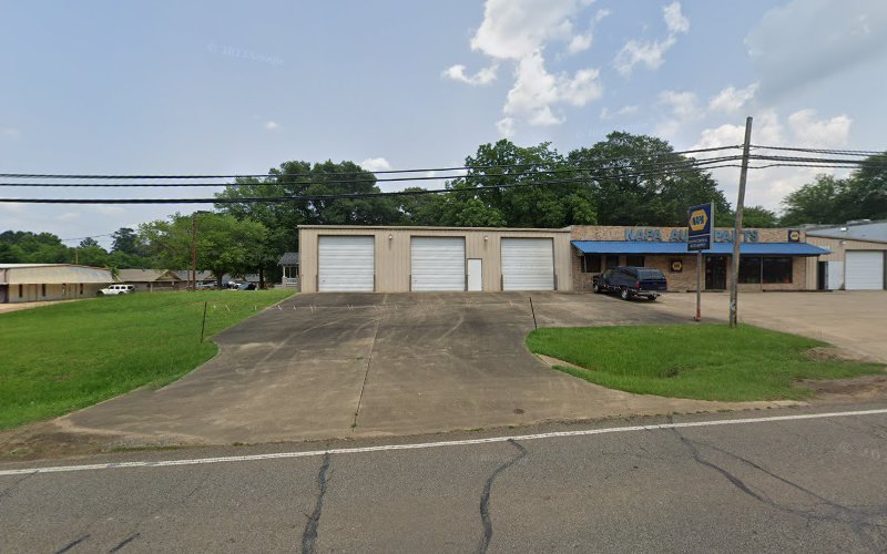Breck Thompson Builders LLC