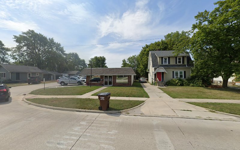 Freedom Roofing, Windows and Siding LLC