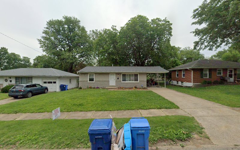 St Louis Roofing & Renovation LLC