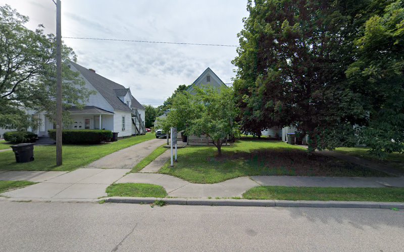 Moore's Roofing & Siding