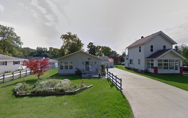 Hunt's Roofing and Siding