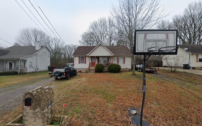 Salina's Roofing