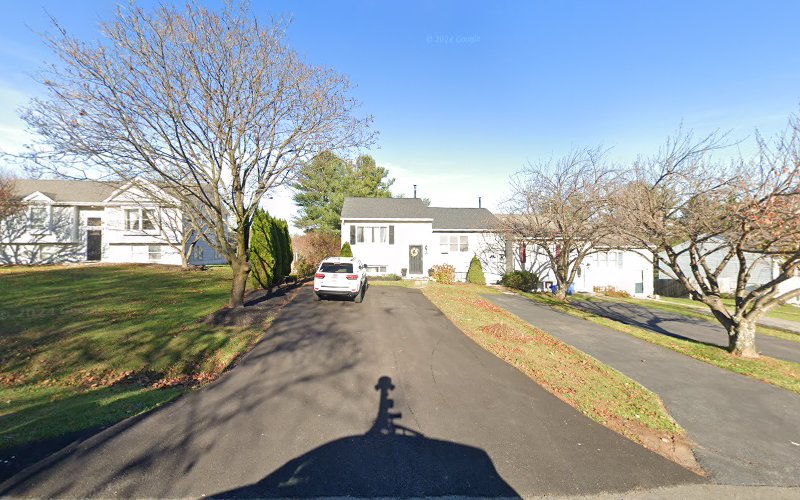 Michael E Brown Custom Roofing & Guttering Inc