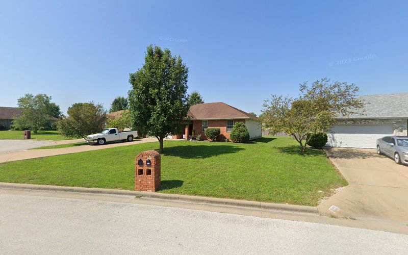 Midwest Roofing & Construction LLC