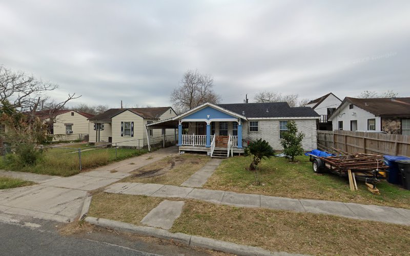 Juan J Hernandez Roofing