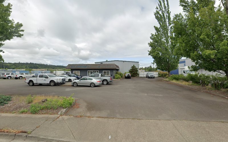 Umpqua Roofing Company Inc
