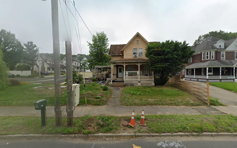 Chapmans Custom Carpentry LLC