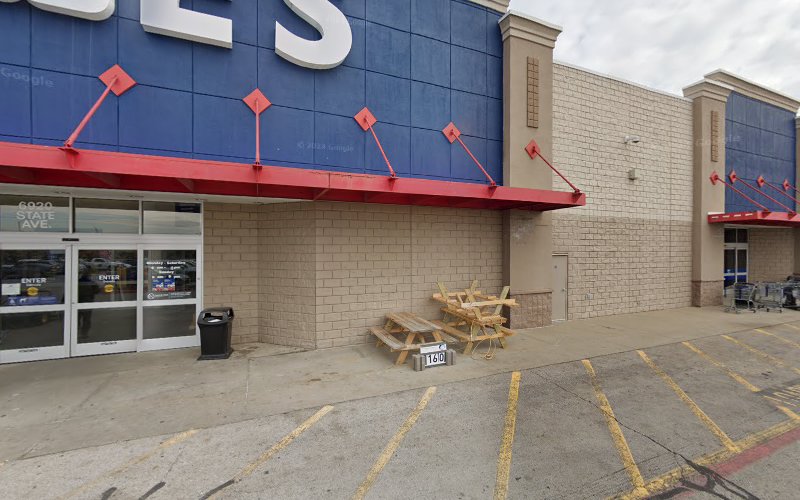 Lowe's