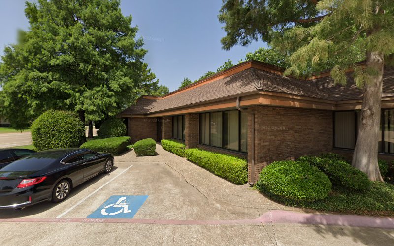 R L Woods & Assoc
