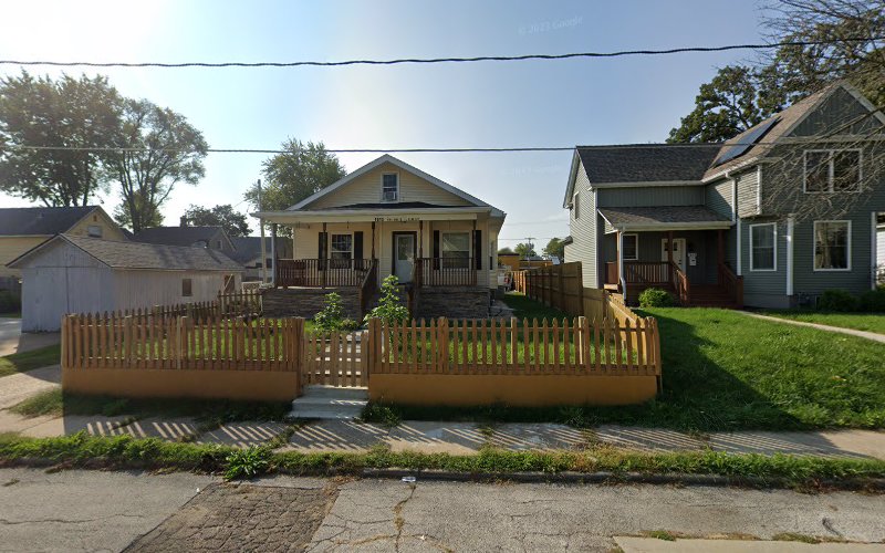 Ruiz Construction & Roofing Inc