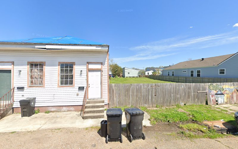 Up & Down Roofing - Willie L Hartford