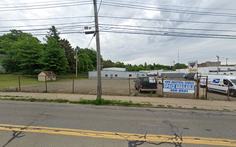 Oaks Roofing & Siding