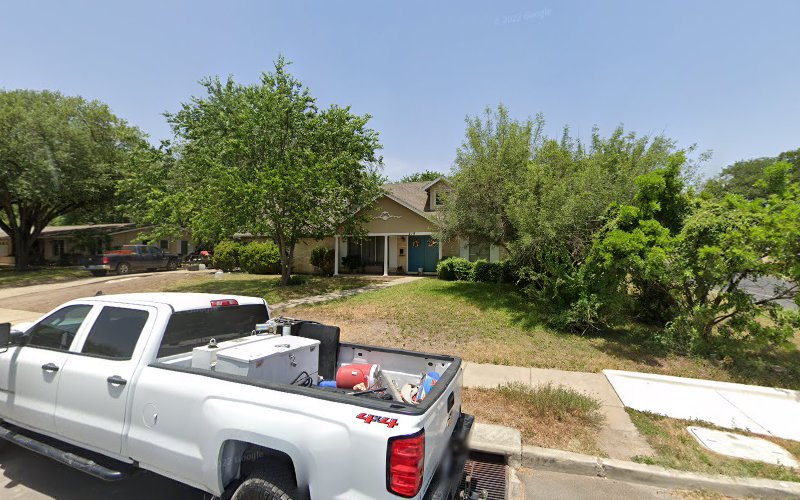 Everlast Contracting Co & Playground Assembly of Texas