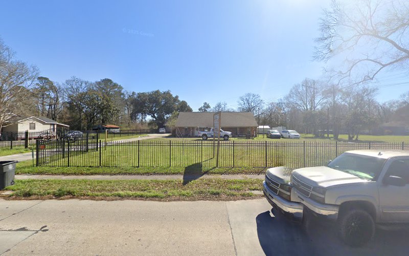 Alvarez Roofing, LLC