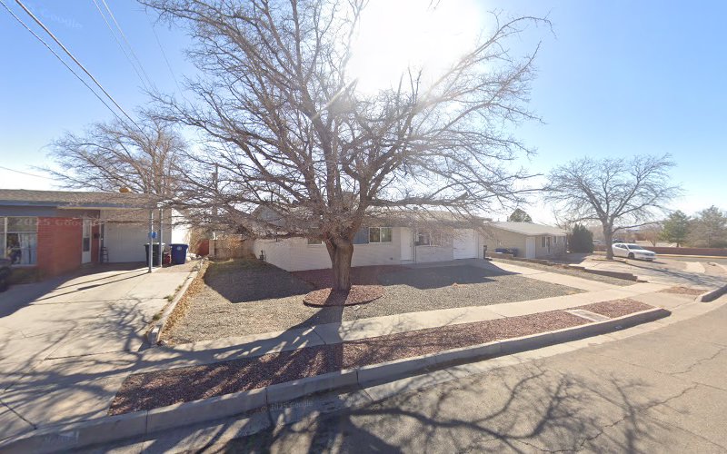 Est Albuquerque LLC