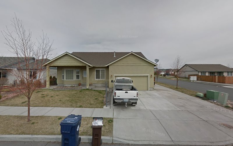 Pacific Rim Roofing LLC