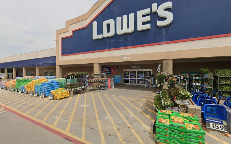 Lowe's Home Improvement Warehouse