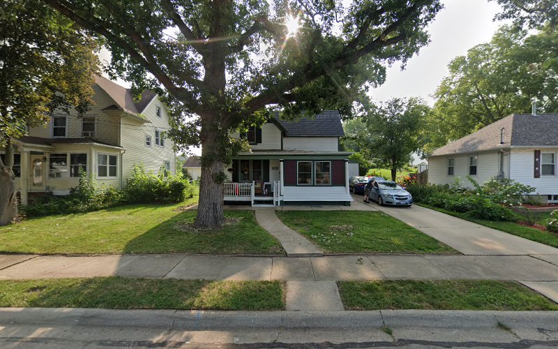 Reyes Roofing and Siding