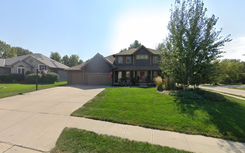 Circle J Roofing & Remodeling