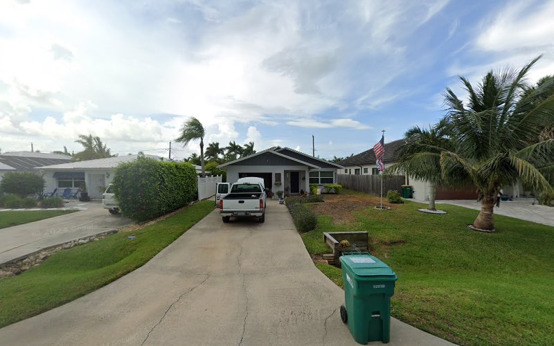 Cleaning Solutions of Naples LLC