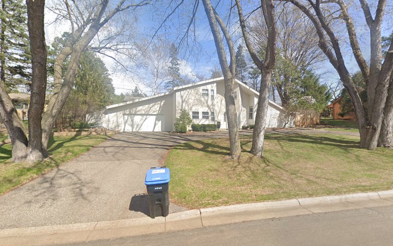 Apple Tree Cleaning Service