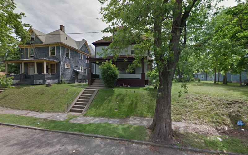 JS Seamless and Roofing LLC