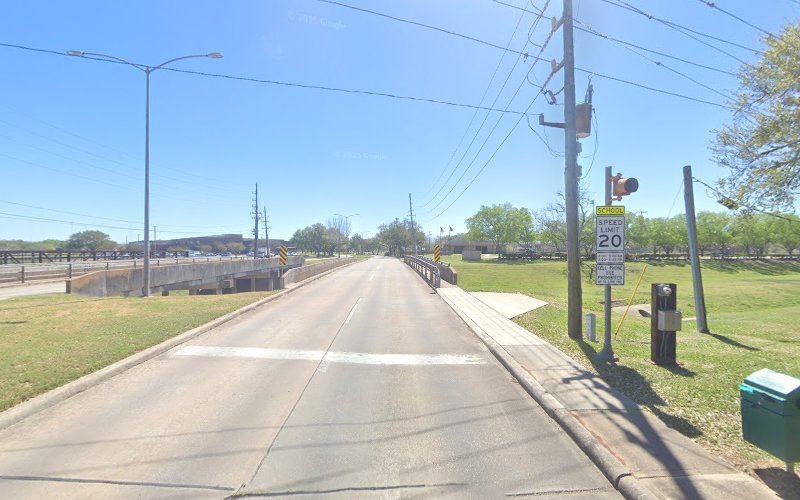 Lone Star Roofing