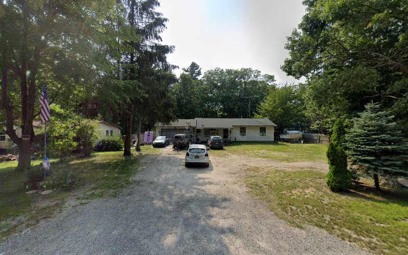 Best Price Roofing/Handyman Services And More