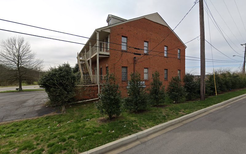 Pine Knot Roofing