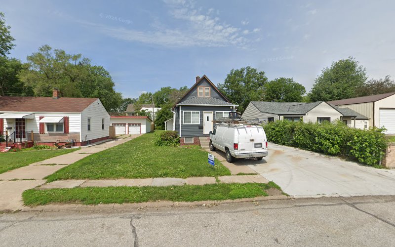 Advanced Roofing & Exteriors