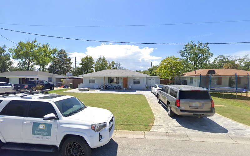 A Crown Roofing & Servicing, LLC
