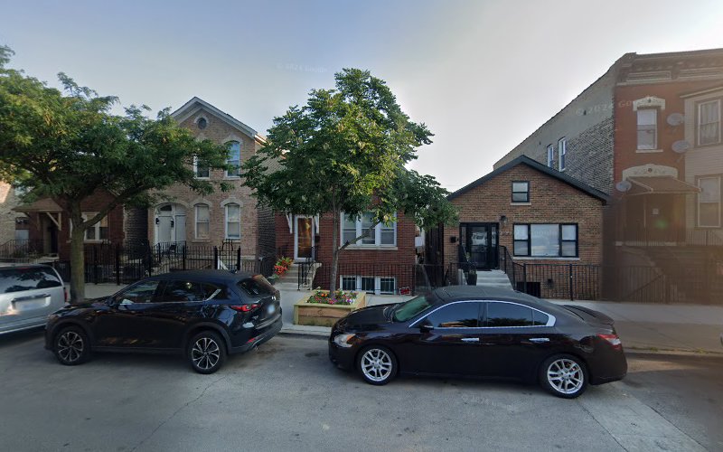 B & H Roofing & Tuckpointing