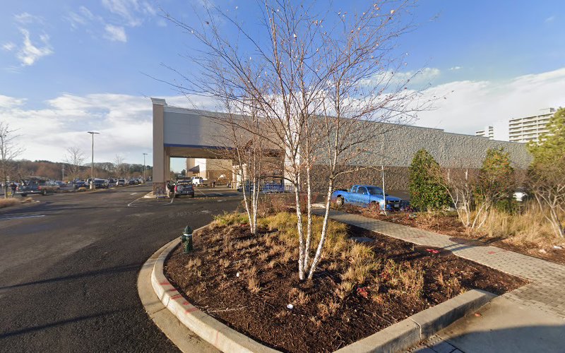 Lowes
