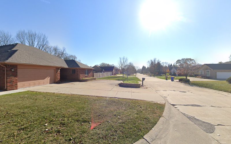 Complete Maintenace and Building Company
