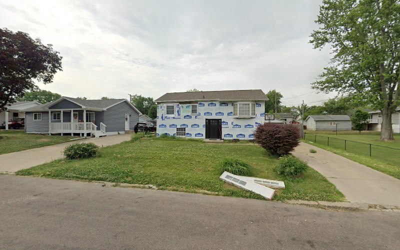 Hall's Roofing