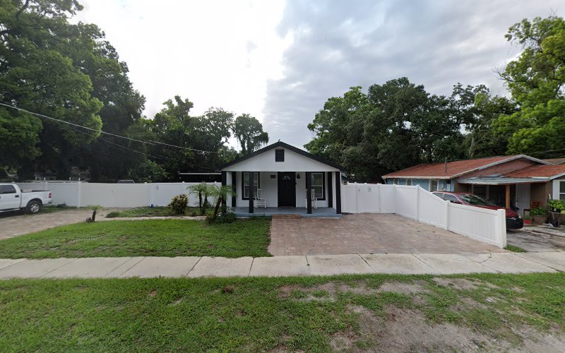 Clover Roofing Inc.